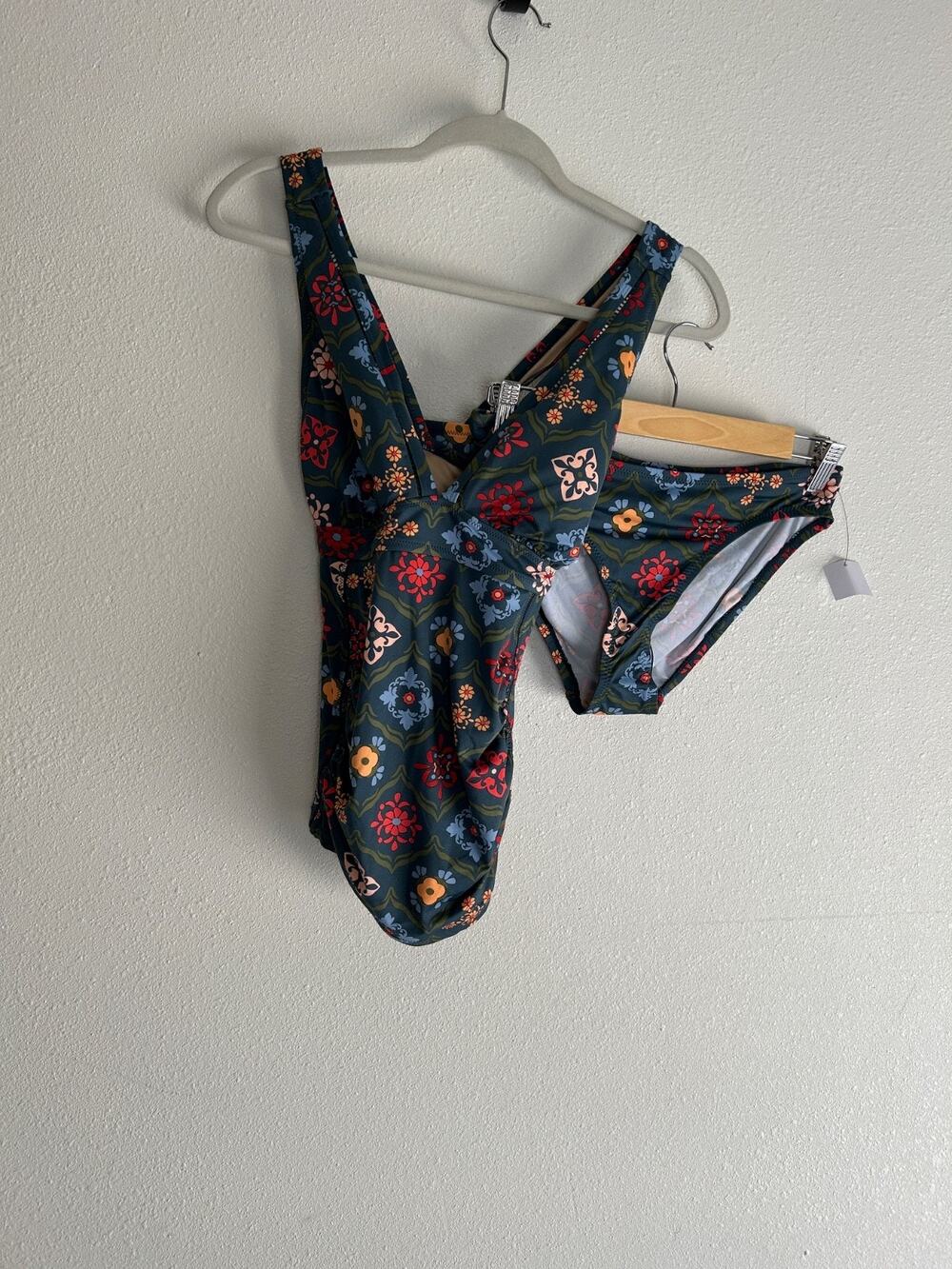 NWT A Pea In The Pod Maternity Tankini Set Floral Green Teal Boho Size Small